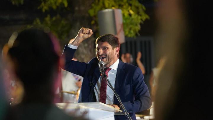 Pullaro enfurecido con los maestros y médicos: ?Es la mejor paritaria del país?