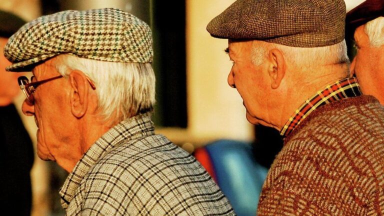 Alerta jubilados: cómo acceder a los descuentos de ANSES de hasta 20% en supermercados