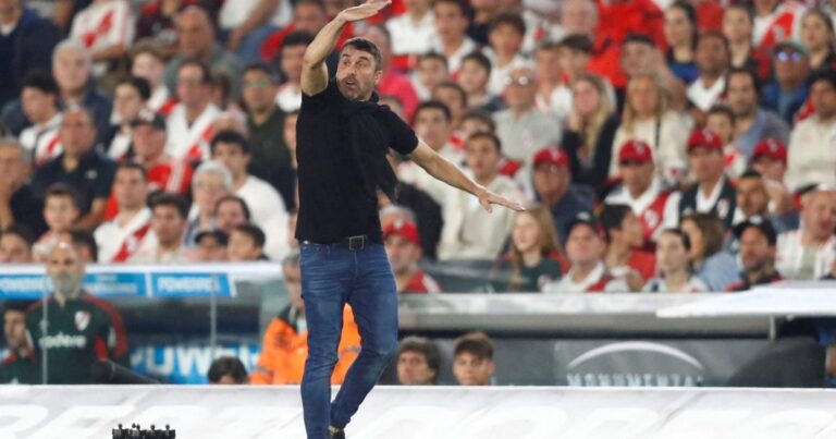 El debut de Coudet en el Monumental y la curiosa racha que tendrá que romper como DT de River