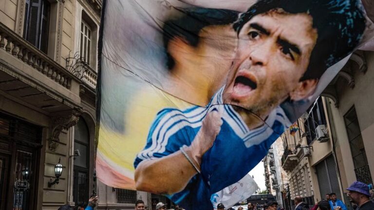 Postergaron el juicio por la muerte de Diego Maradona: cuándo comenzará finalmente