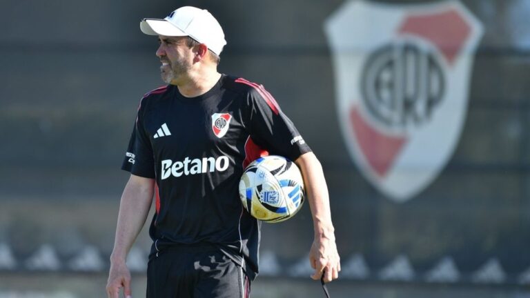El primer equipo de Chacho Coudet en el Monumental: la formación de River para recibir a Sarmiento