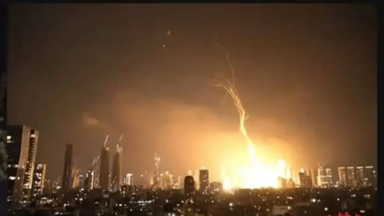 Crudo y gas se disparan tras intensificación de ataques a instalaciones en el Golfo