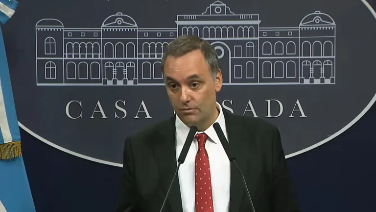 Propiedad privada, fuego sin consecuencias, desalojos exprés, extranjerización de tierras y punitivismo: batería de leyes a la carta